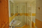 Einfamilienhaus Broderstorf - 10 Zimmer, 255 m&sup2;, 575.000&euro; | Angebot:27194907