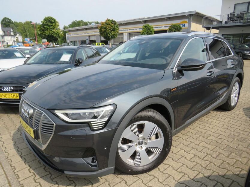 Audi e-tron 41.000 km 31.990 € Montabaur 56410