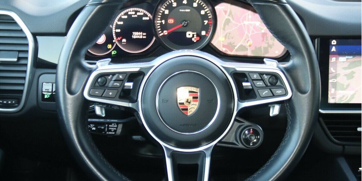 Porsche Cayenne S/SPORT-CHRONO-PAKET/ACC/KAMERA/1.HAND 89.000 km 55.900 &euro; Villingen-Schwenningen 78054