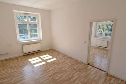 Wohnung Dresden Johannstadt - 3 Zimmer, 81 m&sup2;, 741&euro; | Angebot:27102909