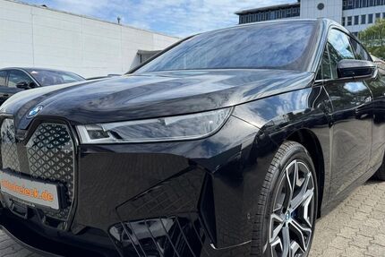 BMW iX 14.403 km 46.950 &euro; Hamburg 22047