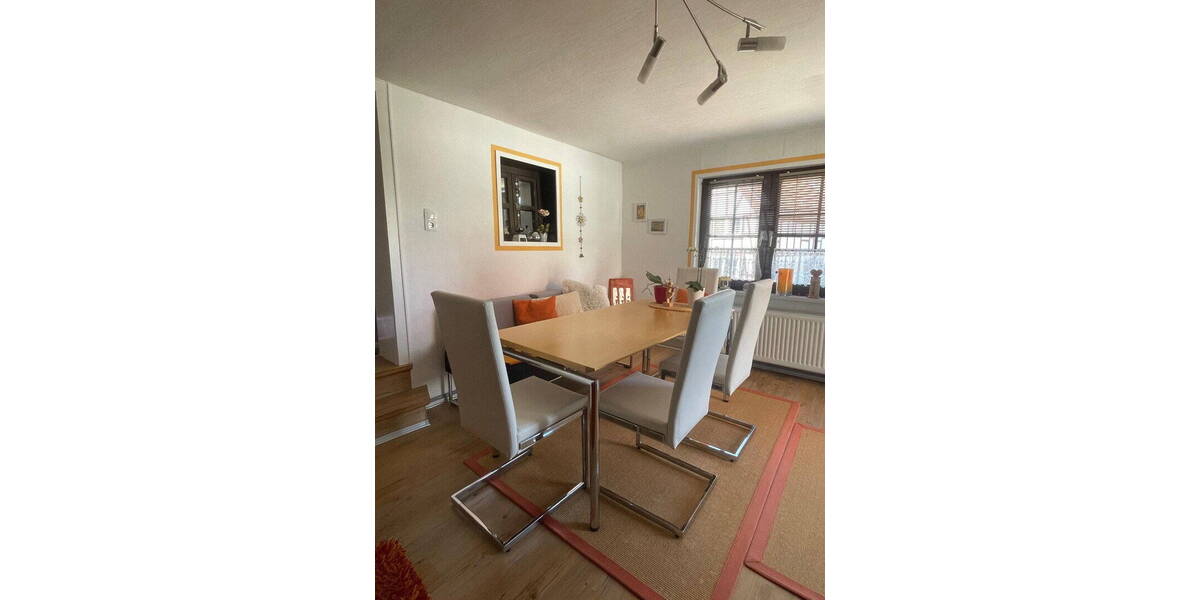 Einfamilienhaus Korbach - 9 Zimmer, 115 m&sup2;, 269.000&euro; | Angebot:26389910