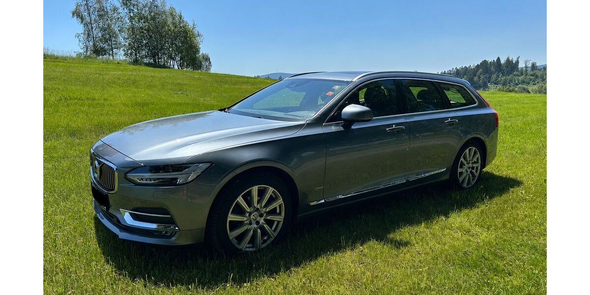 Volvo V90 160.000 km 21.000 &euro; Eppenschlag 94536
