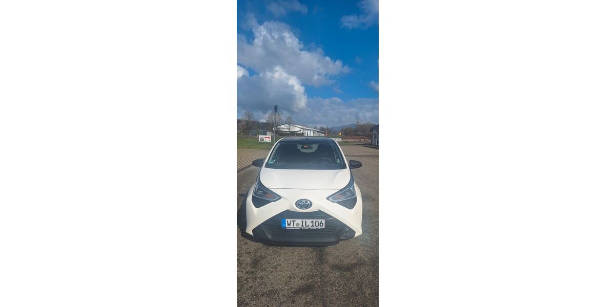 Toyota Aygo (X) 85.320 km 7.600 &euro; Wehr 79664