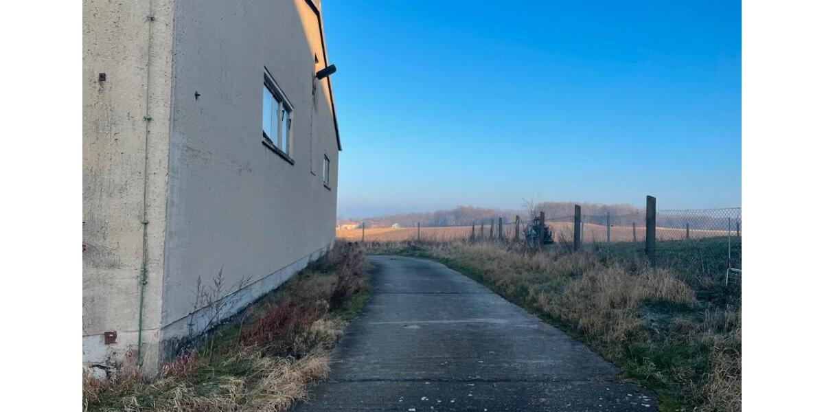 Lagerhalle , Garage , Unterstellmöglichkeit, Heulager zimmer