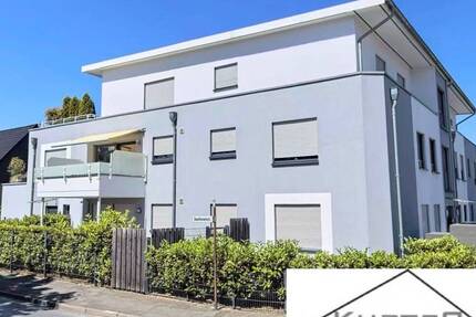 ZENTRAL GELEGEN - VIER ZIMMER WOHNUNG MIT KLEINEM GARTEN 4 zimmer