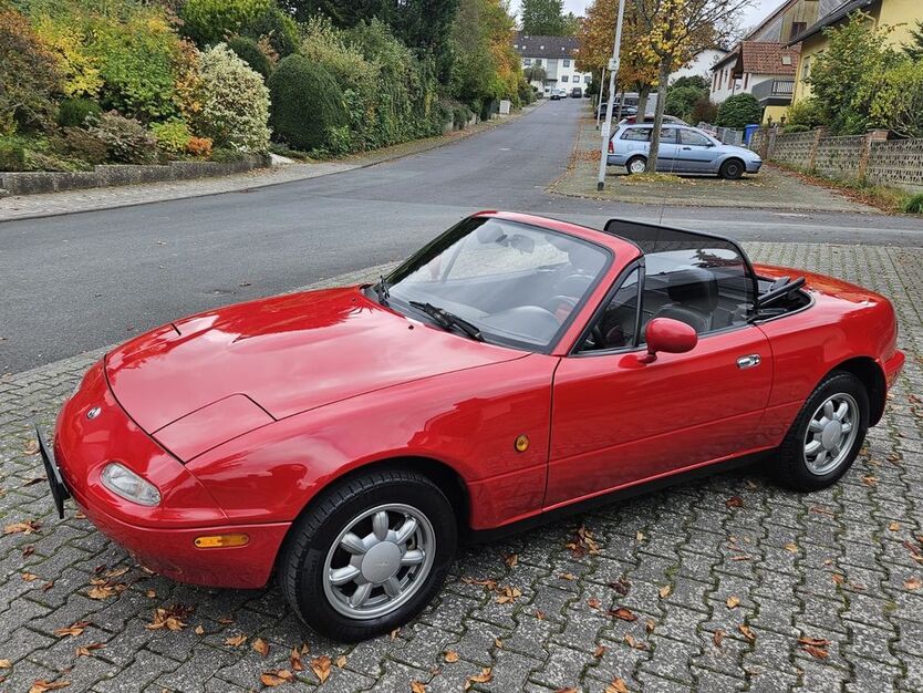 Mazda MX-5 125.000 km 8.500 € Idstein 65510