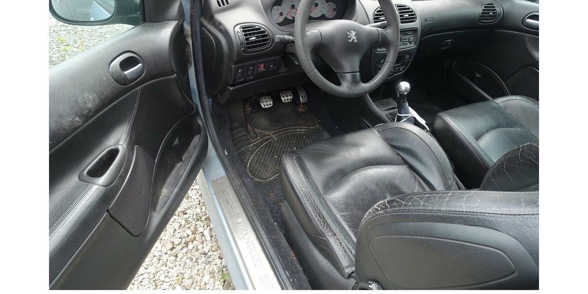 Peugeot 206 CC Platinum ohne TÜV fahrbereit 161.500 km 400 &euro; Neumarkt/OPf 92318