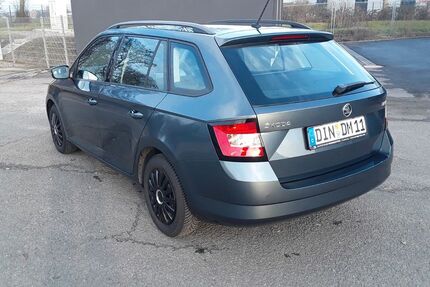 Skoda Fabia 98.600 km 6.990 &euro; Hünxe 46569