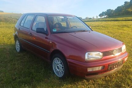 VW Golf 160.300 km 3.475 &euro; Hilzingen-Weiterdingen 78247