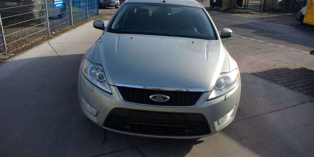 Ford Mondeo 269.000 km 2.880 &euro; Bottrop 46242