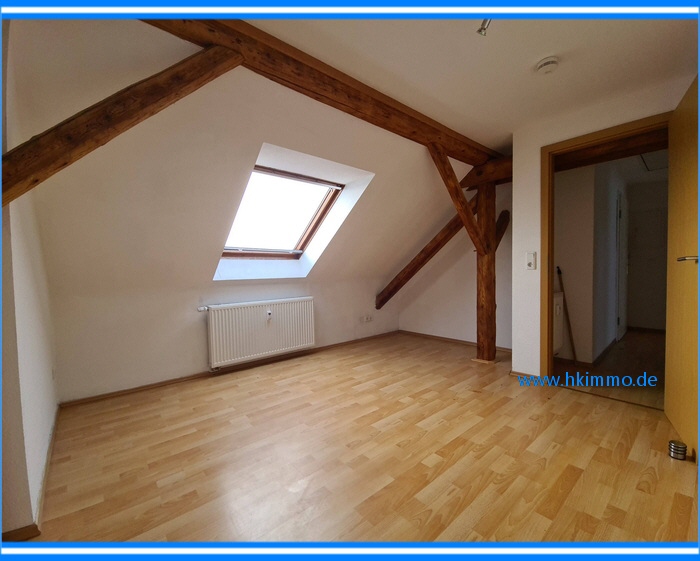 3-Raumwohnung unterm Dach in KöthenAnhalt - Einbauküche ist dabei - Gartenhaus optional - Etagenwohnung Köthen | Angebot:25568880