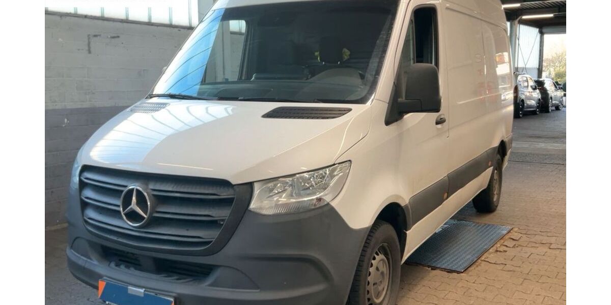 Mercedes-Benz Sprinter 148.773 km 21.490 &euro; Falkensee 14612