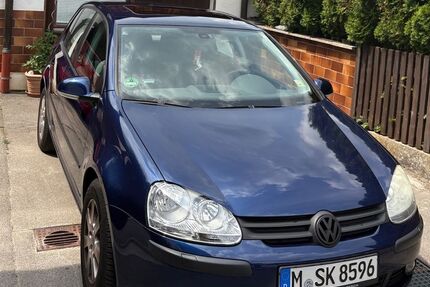 VW Golf 133.000 km 4.200 &euro; Oberhaching 82041