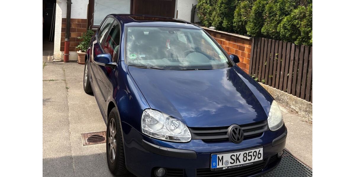 VW Golf 133.000 km 4.200 &euro; Oberhaching 82041
