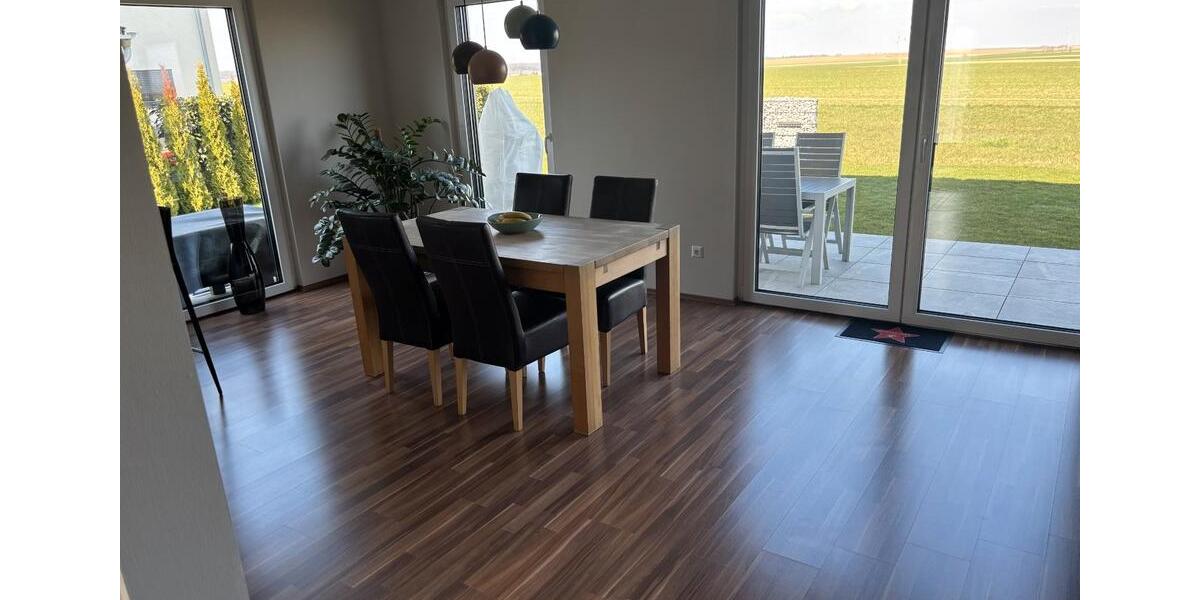 Einfamilienhaus Unterpleichfeld - 4 Zimmer, 114 m&sup2;, 590.000&euro; | Angebot:27115583