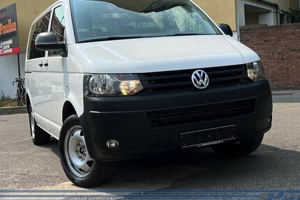 VW T5 Transporter Kombi 1. Hand 8 sitzer 169.000 km 15.990 € Berlin 13187