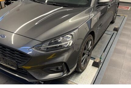 Ford Focus 121.200 km 12.490 &euro; Bensheim 64625