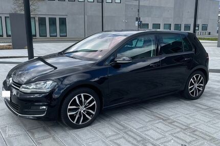 VW Golf 141.700 km 11.390 &euro; Wetzlar 35584