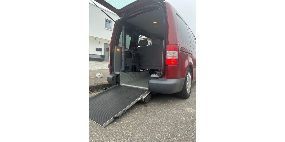 VW Caddy 123.790 km 17.500 &euro; Singen 78224