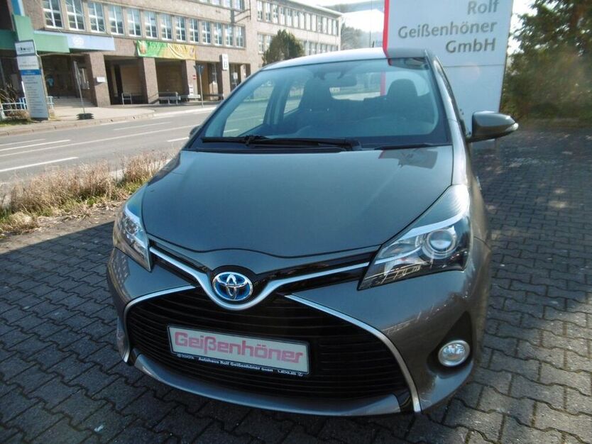Yaris