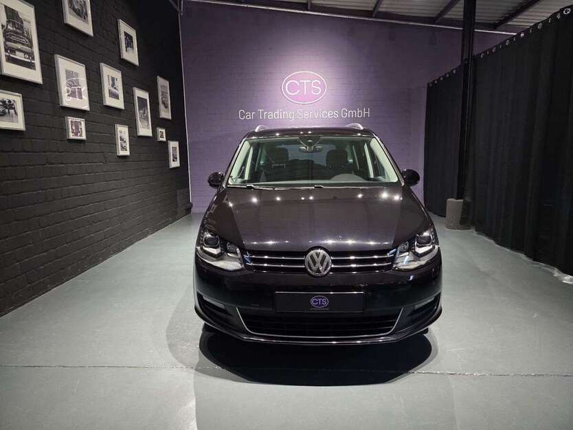 VW Sharan 193.774 km 15.800 € Düsseldorf 40476