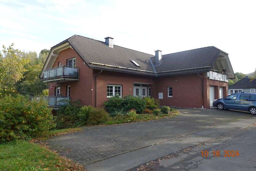 Haus zum Kaufen in Bad Berleburg 465.000 € 291 m² 10 zimmer