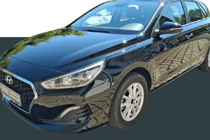 Hyundai i30 59.555 km 12.680 &euro; Bad Kissingen 97688