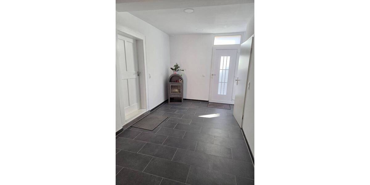 Etagenwohnung Amt Creuzburg Mihla - 3 Zimmer, 99 m&sup2;, 980&euro; | Angebot:26080166