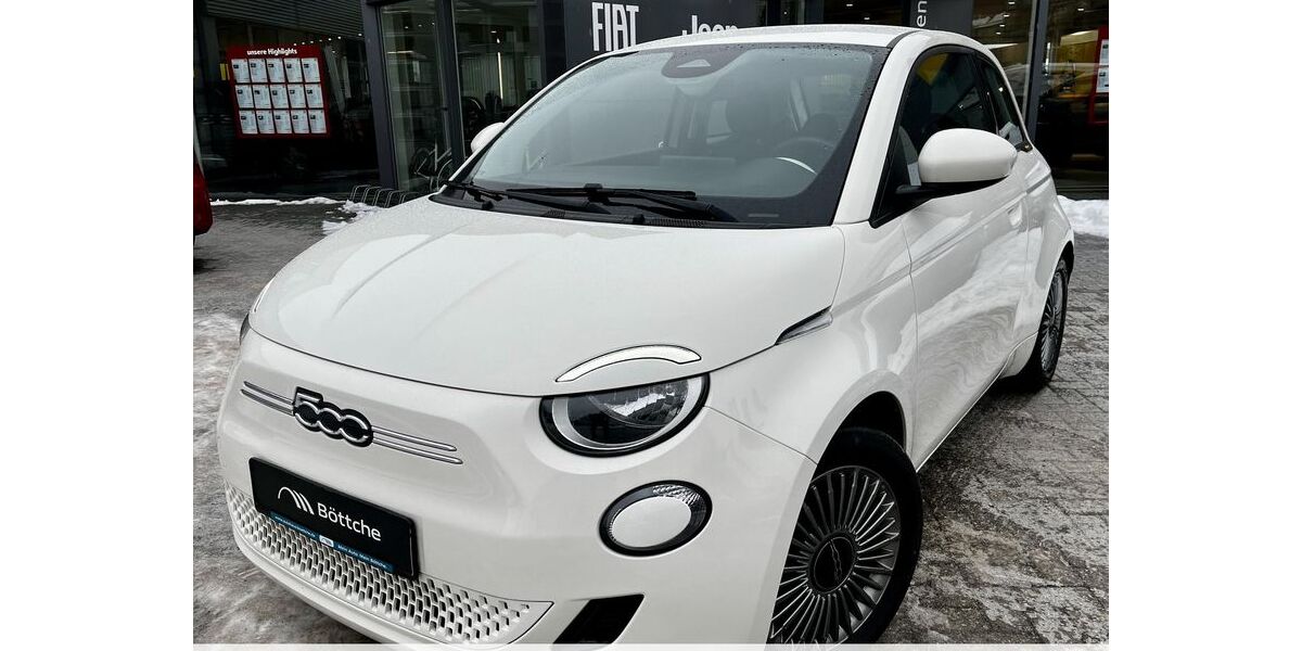Fiat 500e 32.878 km 18.990 &euro; Dessau-Roßlau 06842