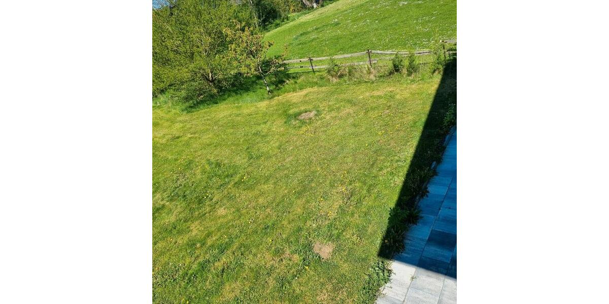 Etagenwohnung Erfurt Kühnhausen - 7 Zimmer, 130 m&sup2;, 1.600&euro; | Angebot:26396263