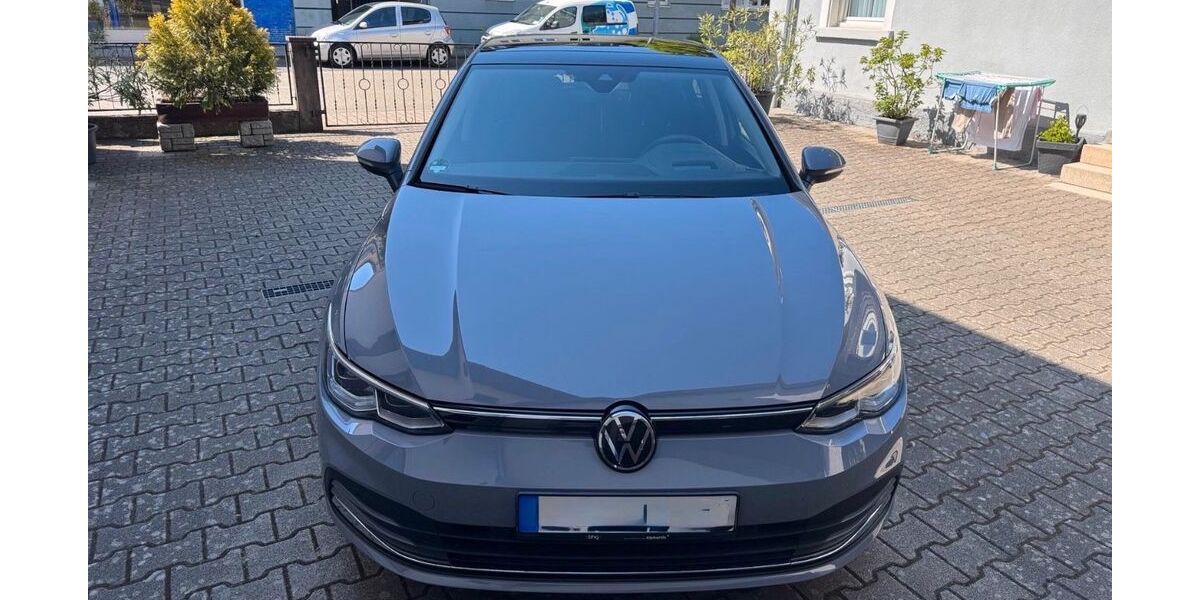 VW Golf 63.000 km 24.600 &euro; Hügelsheim 76549