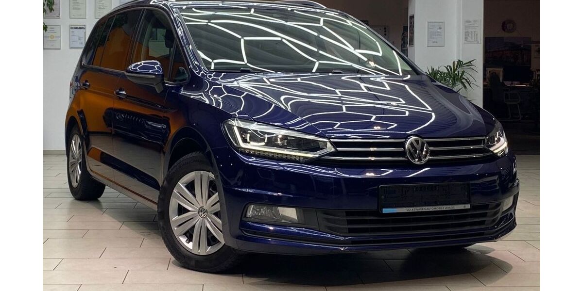 VW Touran 129.317 km 18.400 &euro; Neu-Isenburg 63263