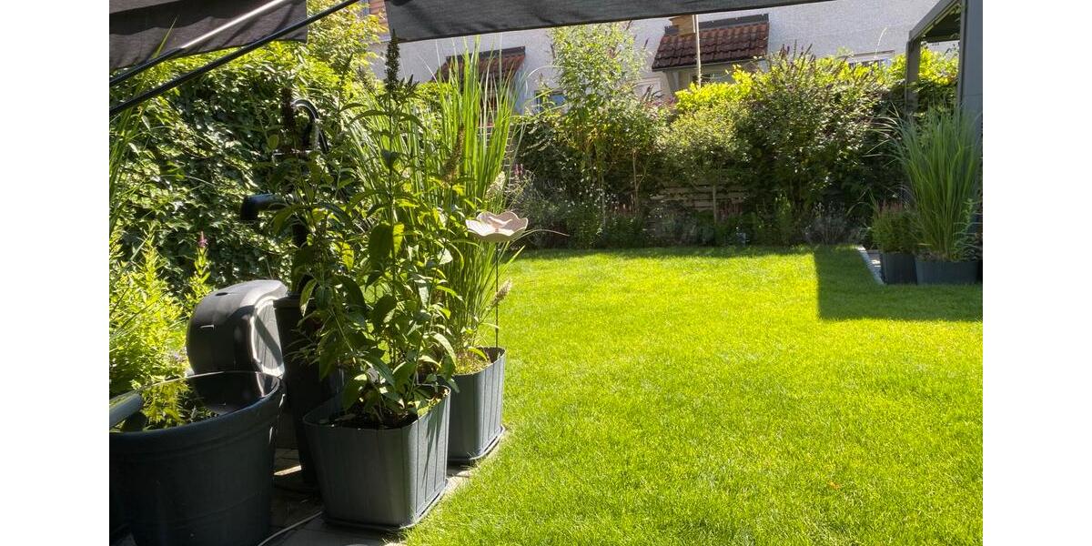 Reihenhaus Neutraubling - 6 Zimmer, 164 m&sup2;, 630.000&euro; | Angebot:24730082