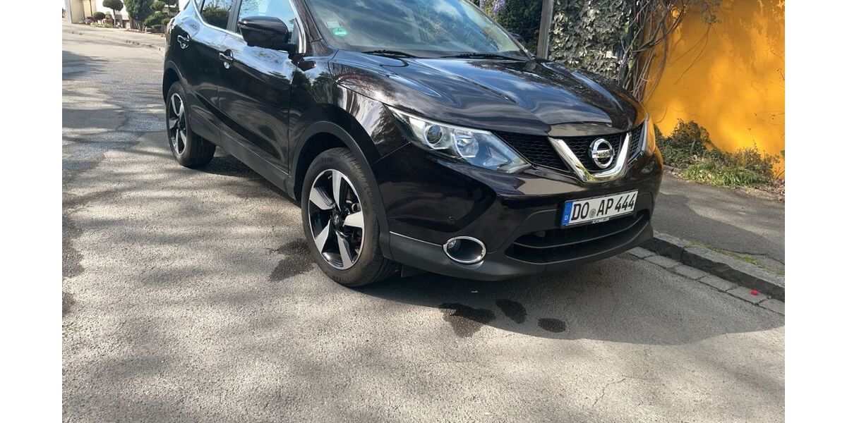 Nissan Qashqai 128.500 km 10.999 &euro; Dortmund 44143