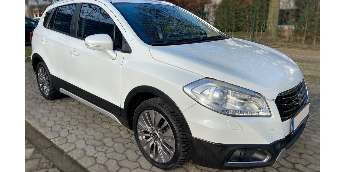 Suzuki (SX4) S-Cross 125.000 km 9.800 &euro; Düsseldorf 40237