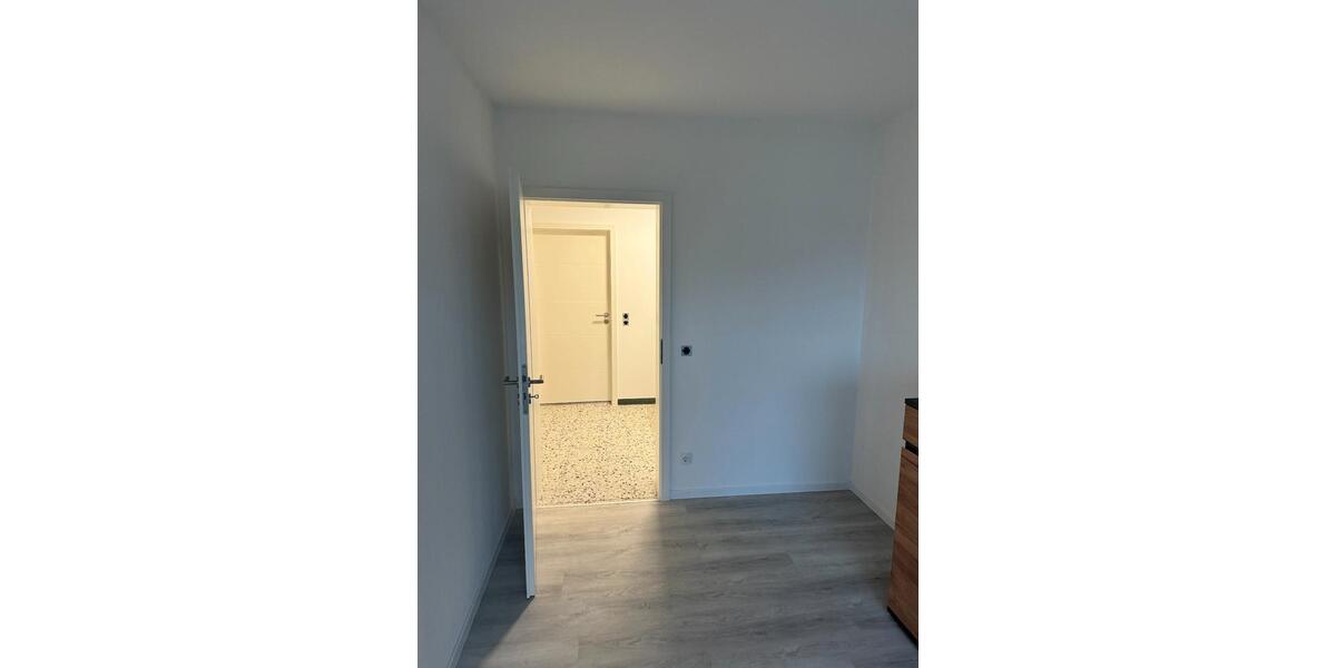 Reihenhaus Dudenhofen - 5 Zimmer, 125 m&sup2;, 1.700&euro; | Angebot:26022739