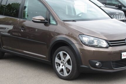 VW Touran 103.700 km 13.700 &euro; Stadtbergen 86391