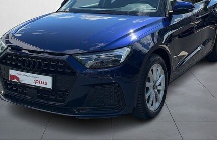 Audi A1 7.557 km 24.990 &euro; Dresden 01067
