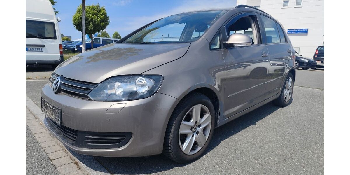 VW Golf 210.000 km 2.950 &euro; Fürth 90763