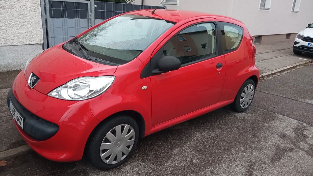 Peugeot 107 44.000 km 5.490 &euro; Augsburg 86156