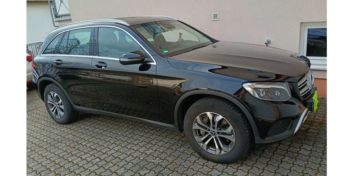 Mercedes-Benz GLC 220 188.000 km 21.900 &euro; Goldbach 63773