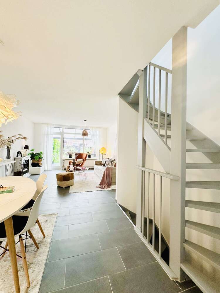 Haus zum Kaufen in Krefeld 349.940 € 106 m²