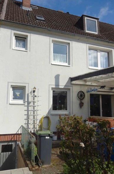 Reihenhaus Wolfsburg - 8 Zimmer, 144 m&sup2;, 205.000&euro; | Angebot:27232029