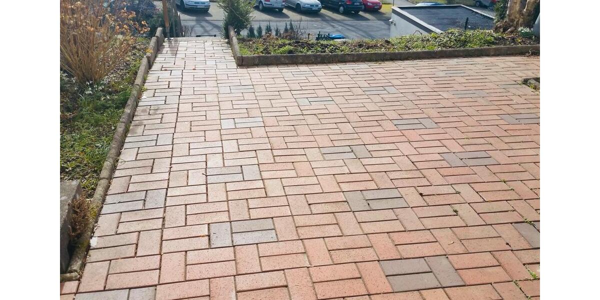 Reihenhaus Siegen Kaan-Marienborn - 6 Zimmer, 125 m&sup2;, 1.190&euro; | Angebot:26329599