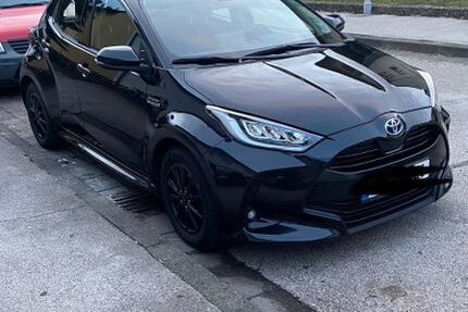 Toyota Yaris 64.172 km 16.600 &euro; Ansbach 91522