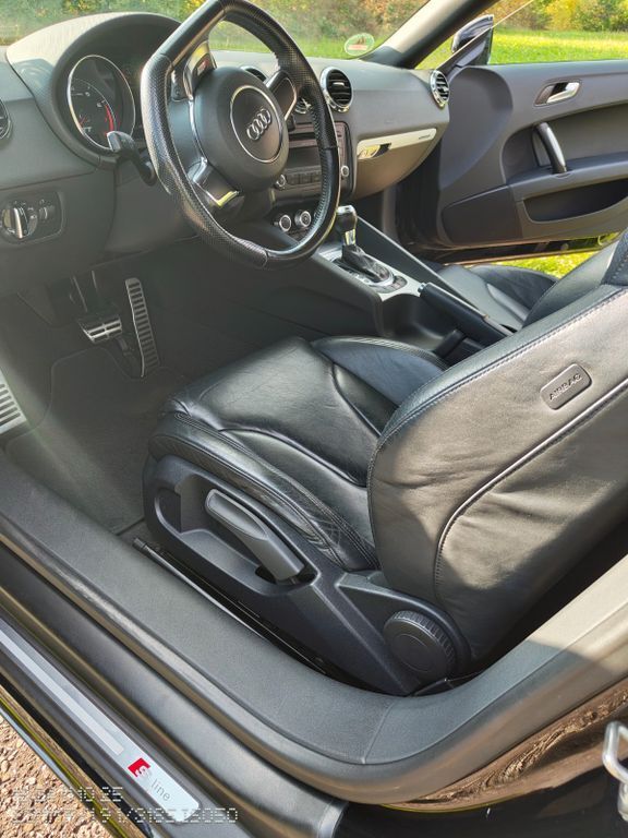 Audi quattro 81.000 km 20.700 € Karlsbad-Spielberg 76307