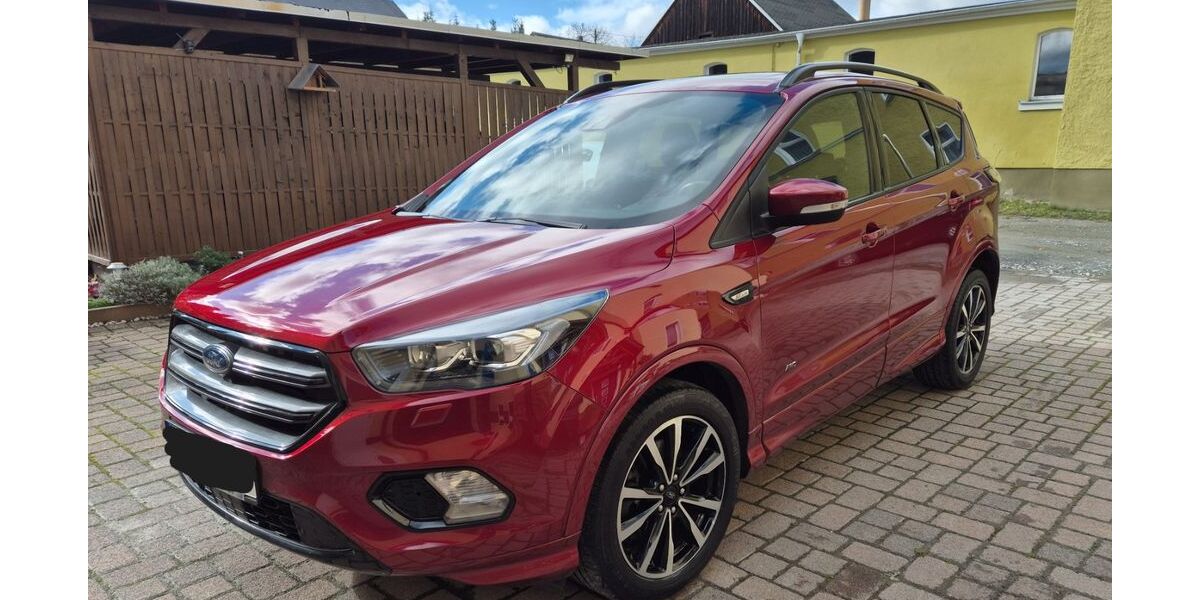 Ford Kuga 106.000 km 17.990 &euro; Gornau 09405