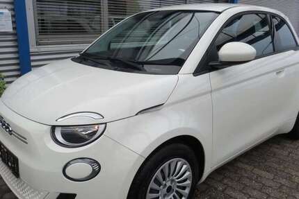 Fiat 500e 12.663 km 16.750 € Cochem-Brauheck 56812