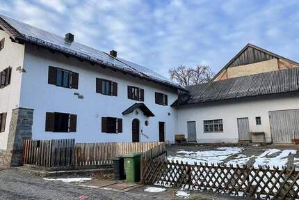 Einfamilienhaus mit Einliegerwohnung und Ausbaureserve 7 zimmer